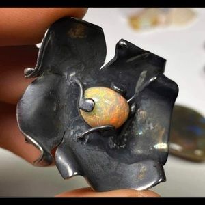 Gorgeous Opal Flower Ring